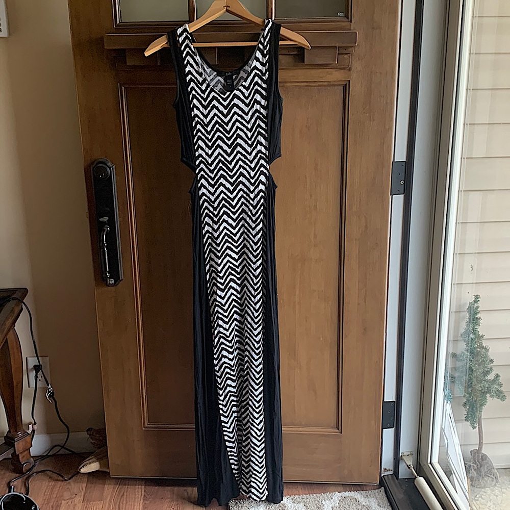 Sleeveless Maxi Dress by Rain Black with zebra stripes